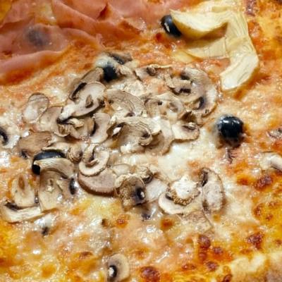 Pizza 4 Stagioni