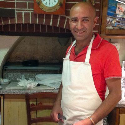 Abdoul al forno a legna