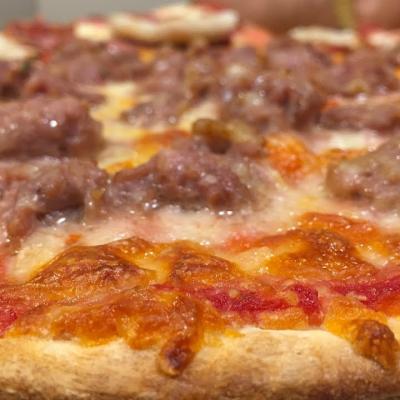 Pizza Alla Salsiccia